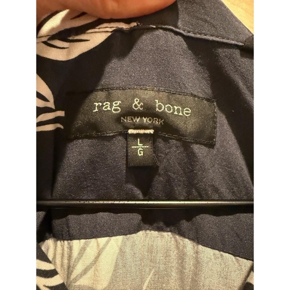 Rag & Bone Short Sleeve Button Up Hawaiian Tropical Navy Floral Shirt size L - Picture 5 of 10